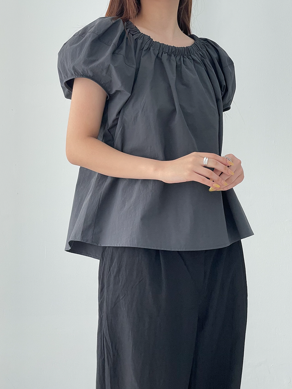 volume cap shirring blouse (3color)