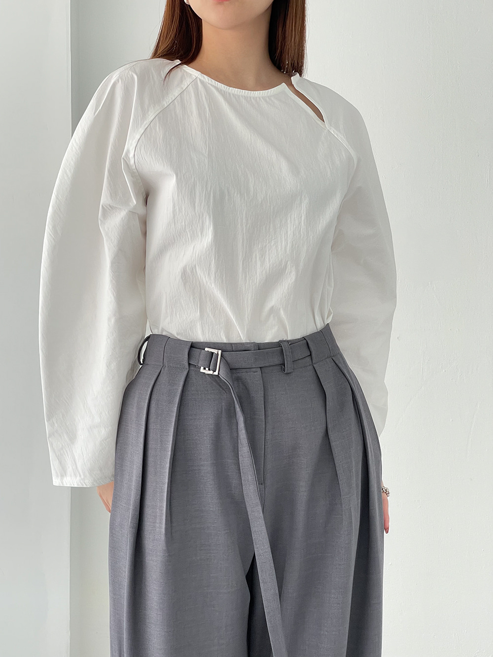 slit curved blouse (3color)