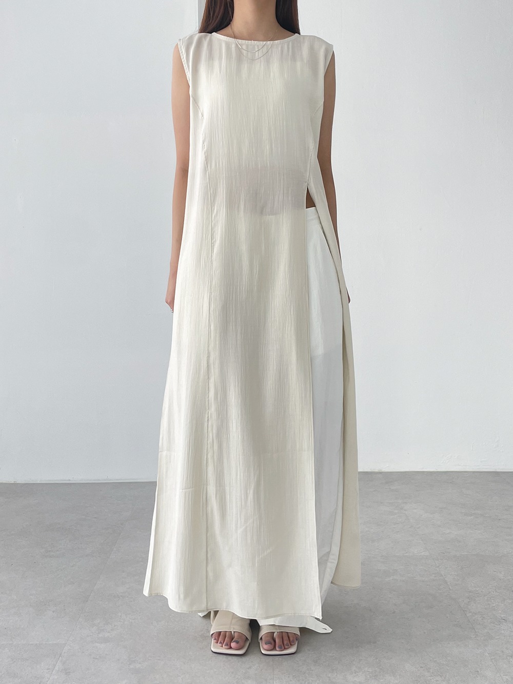 deep slit sleeveless dress (3color)