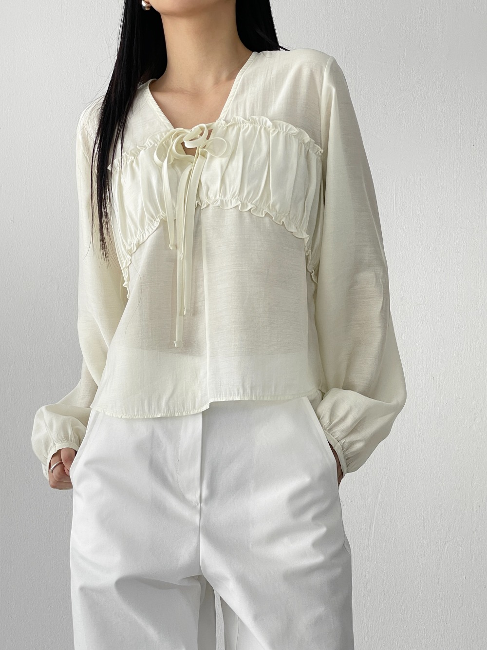 have shirring blouse (2color)